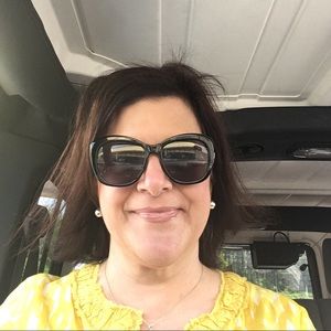 Meet your Posher, Lisa